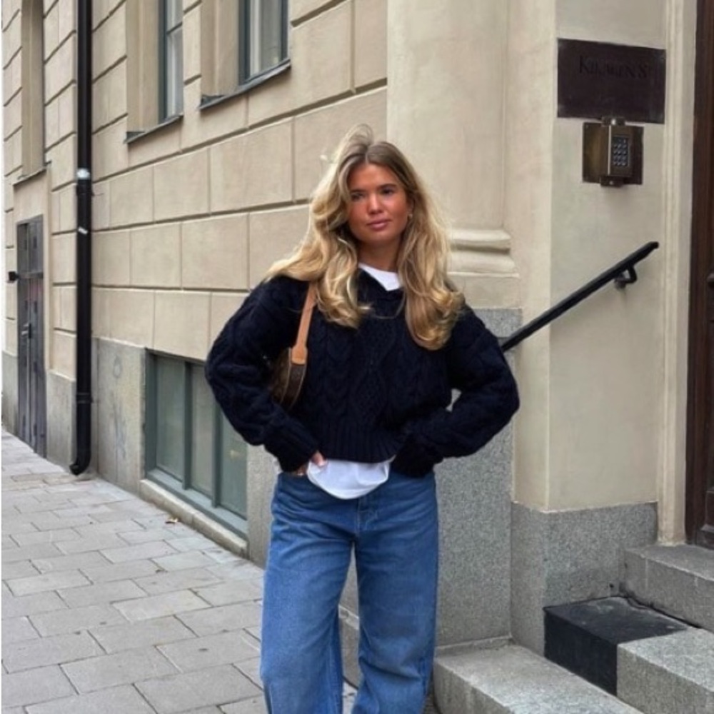 Navy knit jumper
